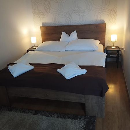 Bed and Breakfast Eden Panzio Эгер Экстерьер фото